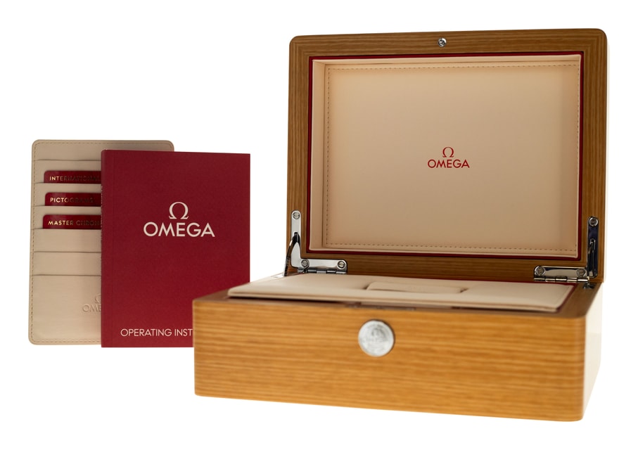 Omega Planet Ocean 215.30.44.21.01.001 Image 5